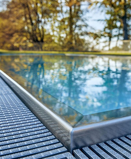 Piscine inox à débordement