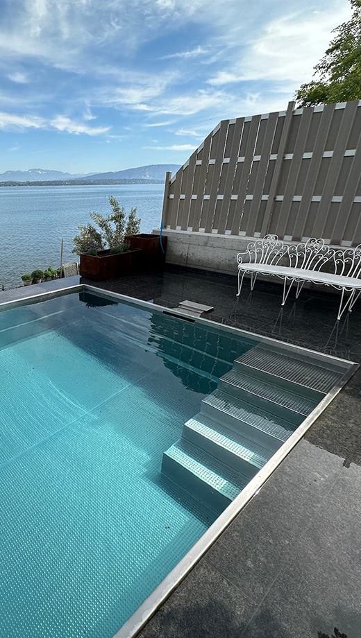 Piscine coque inox